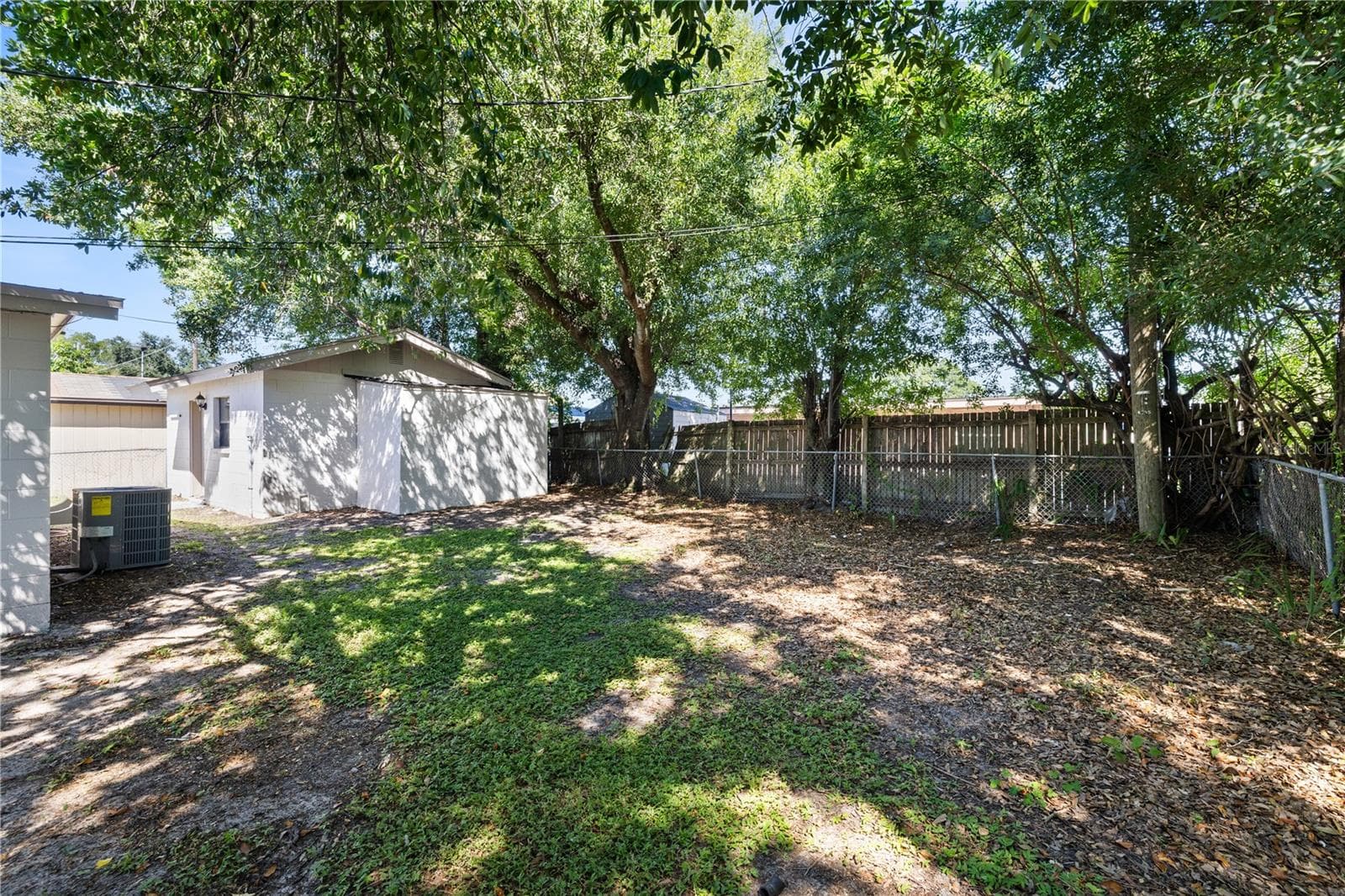 Back structure - 4535 W HANNA AVE, TAMPA