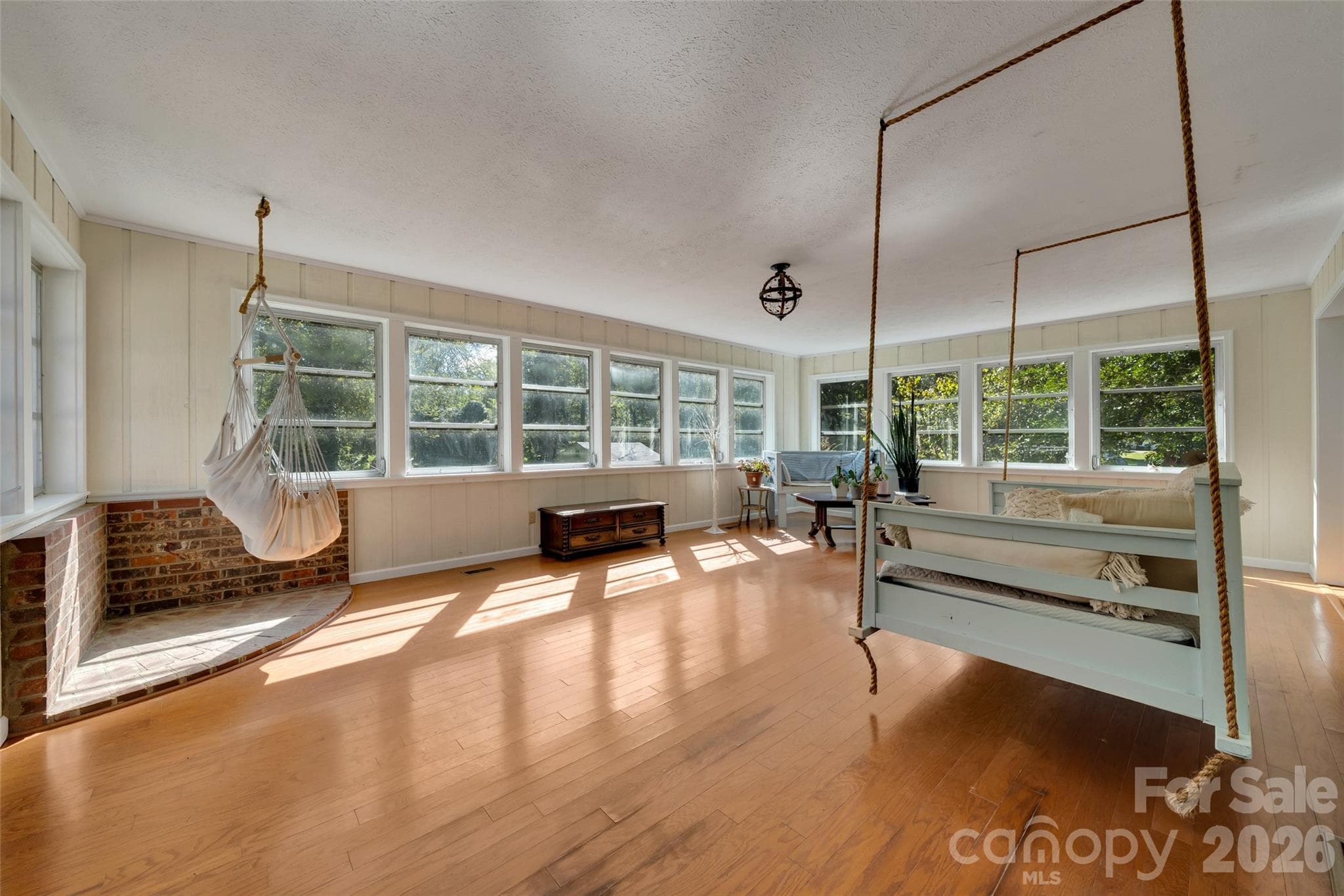 Single Family Residence at 109 N Greenwood Forest Drive, Etowah, photo 21 of 48