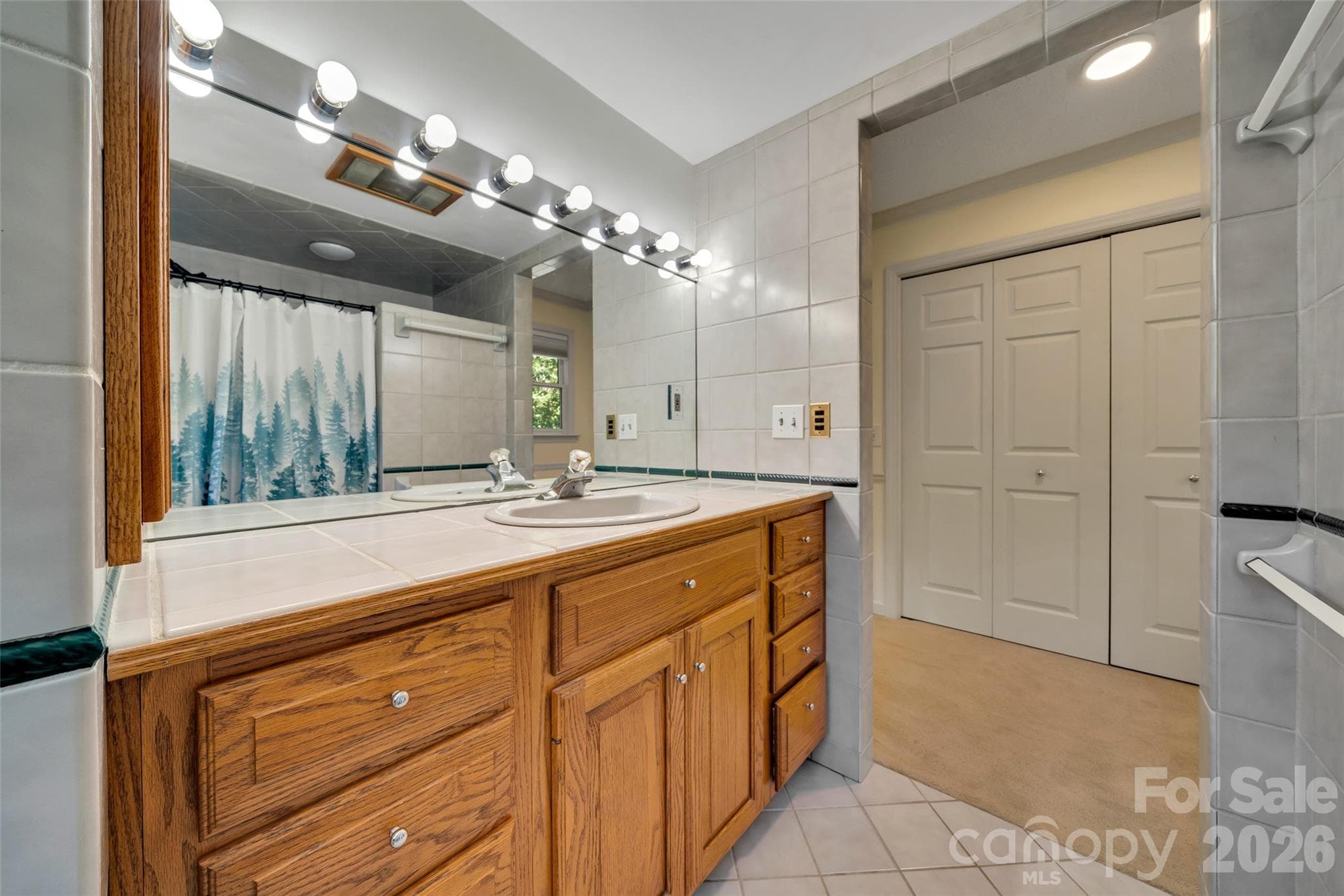 Single Family Residence at 109 N Greenwood Forest Drive, Etowah, photo 29 of 48