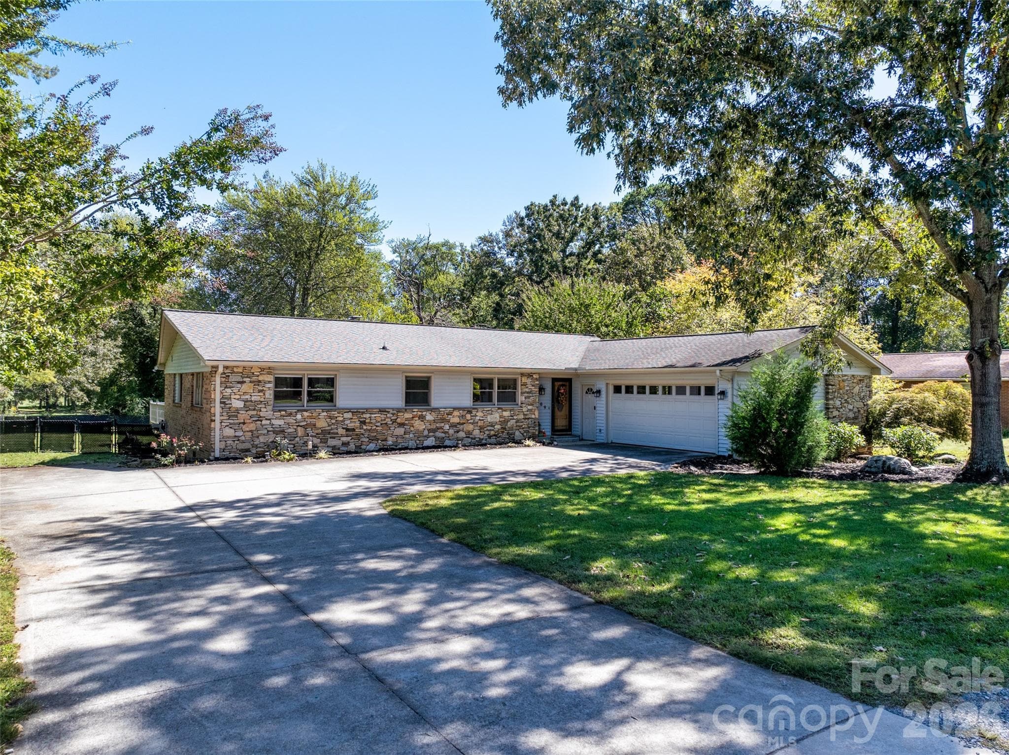 Single Family Residence at 109 N Greenwood Forest Drive, Etowah, photo 48 of 48
