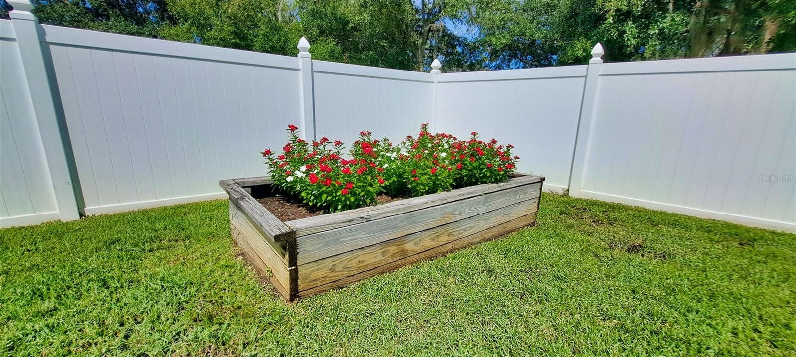 Single Family Residence at 313 MERIN CT, WINTER GARDEN, photo 11 of 33