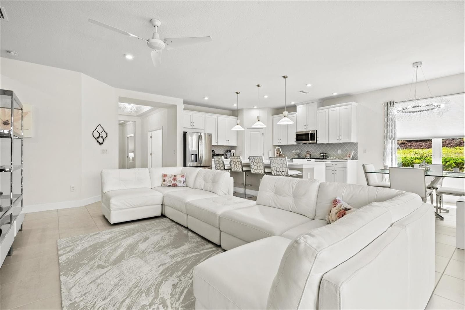 Single Family Residence at 4736 TRENTO PL, BRADENTON, photo 19 of 98