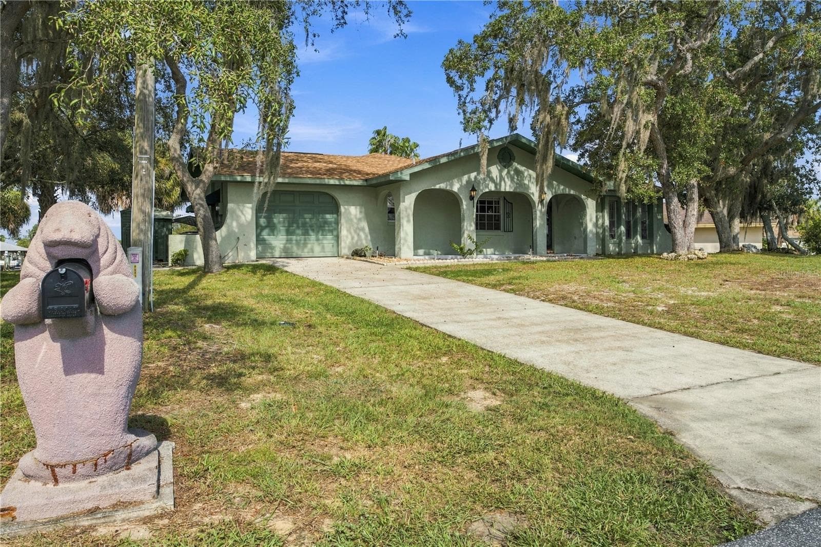 Single Family Residence at 11675 W DIXIE SHORES DR, CRYSTAL RIVER, photo 2 of 52