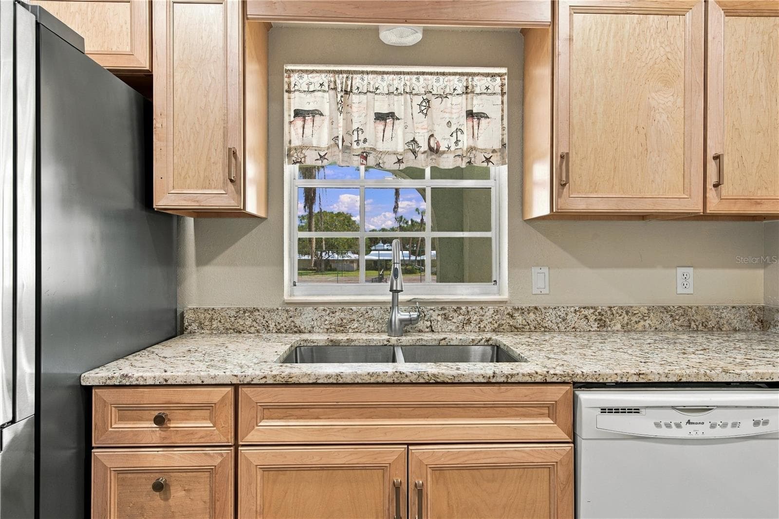 Single Family Residence at 11675 W DIXIE SHORES DR, CRYSTAL RIVER, photo 15 of 52