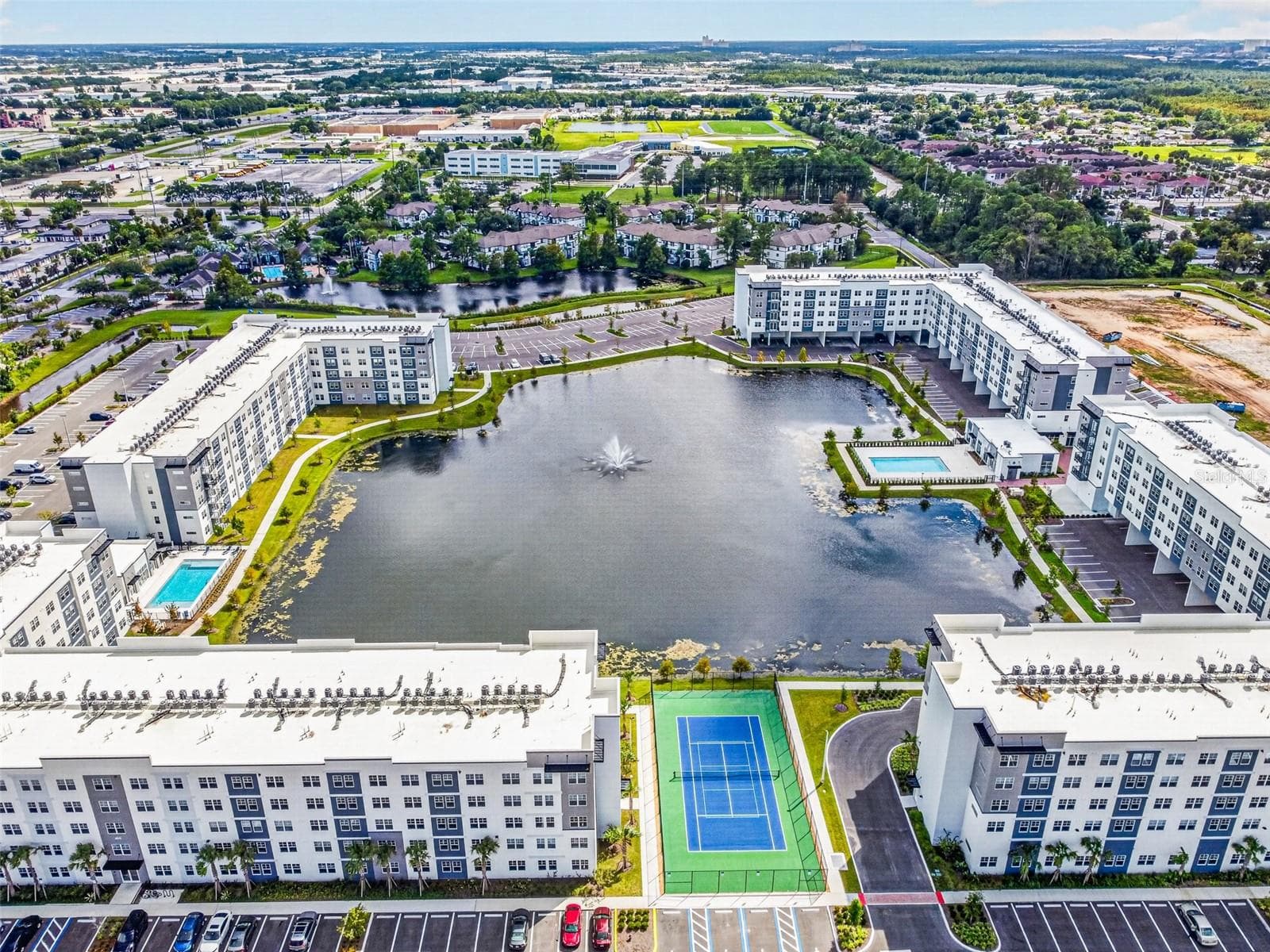 5563 MILLENIA PARK BLVD #503