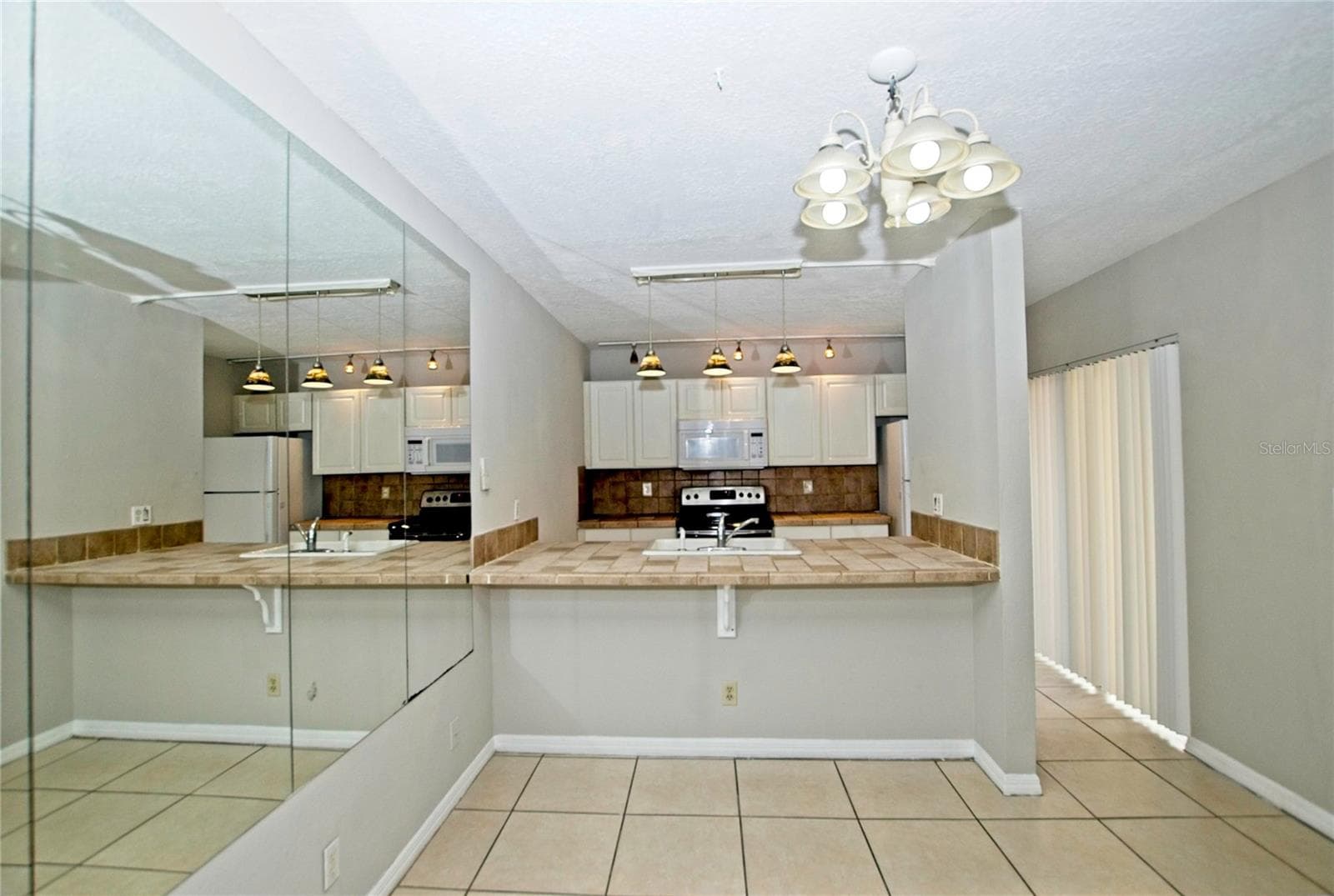 Condominium at 5373 BAMBOO CT #402, ORLANDO, photo 11 of 31
