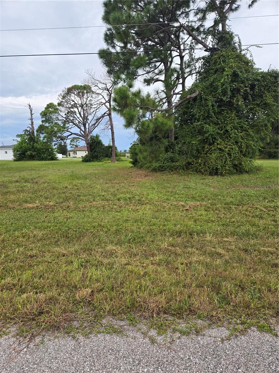 6 MASTHEAD RD