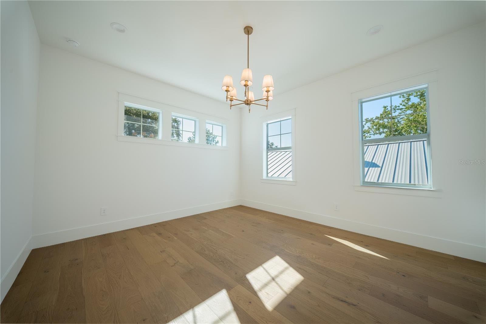 Single Family Residence at 1200 13TH ST N, ST PETERSBURG, photo 17 of 25