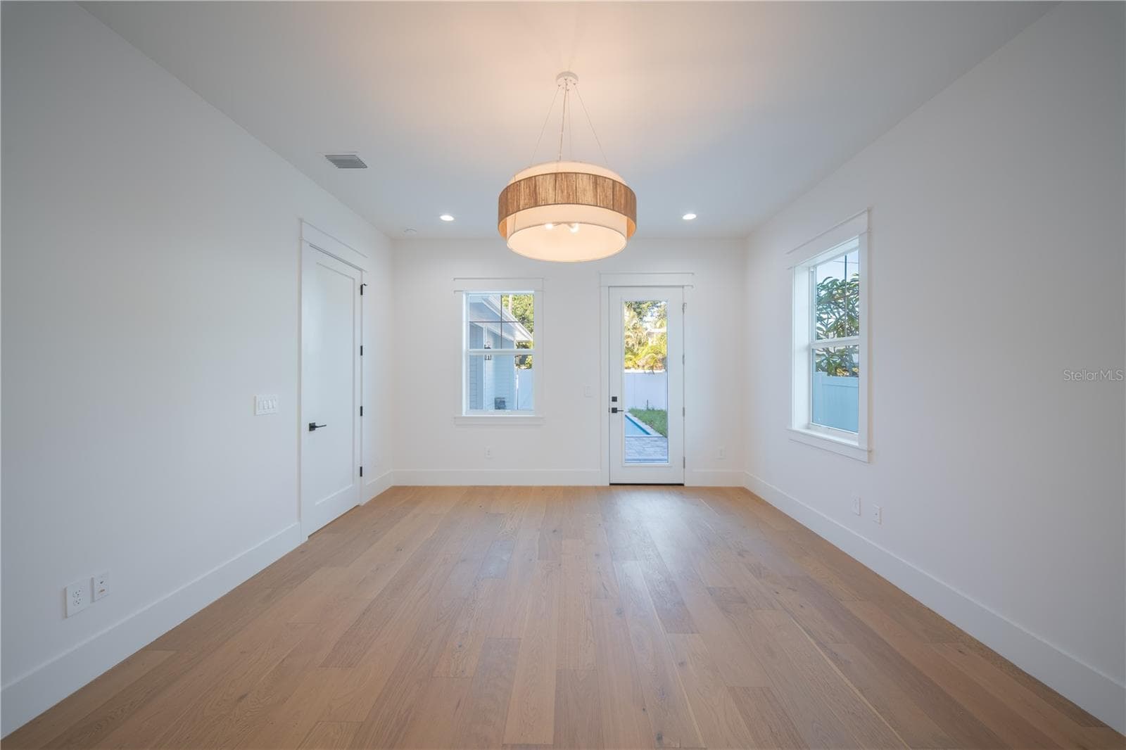 Single Family Residence at 1200 13TH ST N, ST PETERSBURG, photo 21 of 25