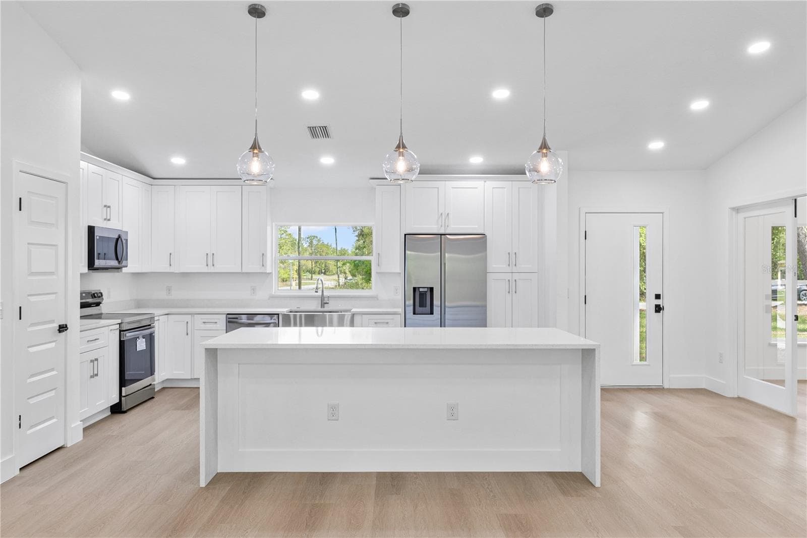 Single Family Residence at 221 W BRIMSON PL, CITRUS SPRINGS, photo 6 of 38