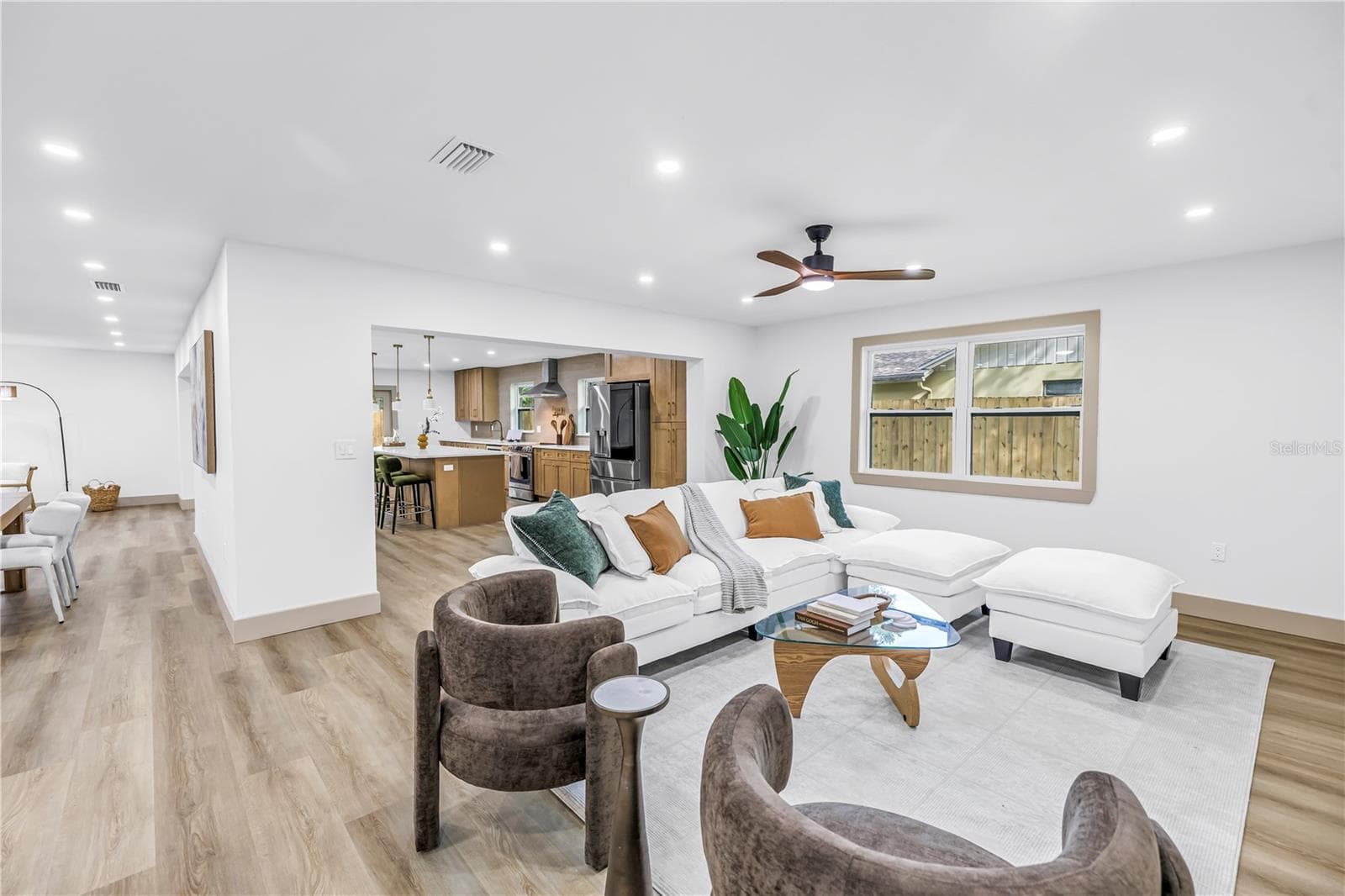 Single Family Residence at 1116 N RIVERHILLS DR, TEMPLE TERRACE, photo 16 of 68