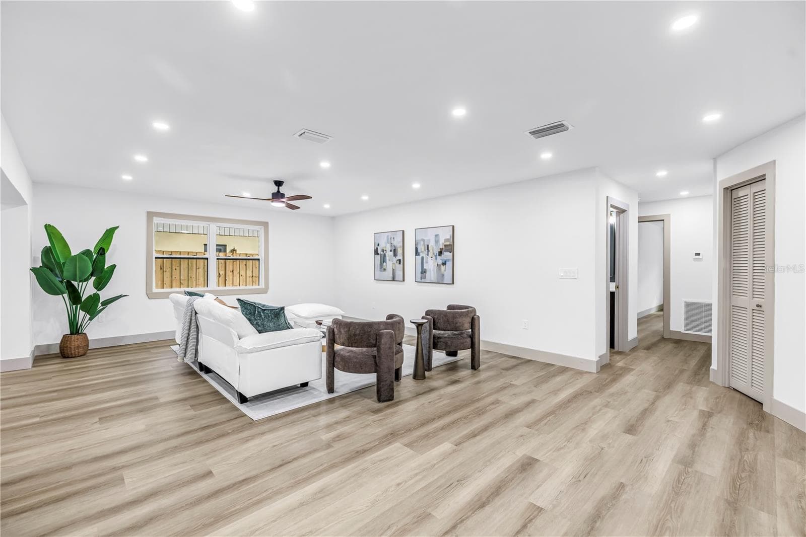 Single Family Residence at 1116 N RIVERHILLS DR, TEMPLE TERRACE, photo 17 of 68