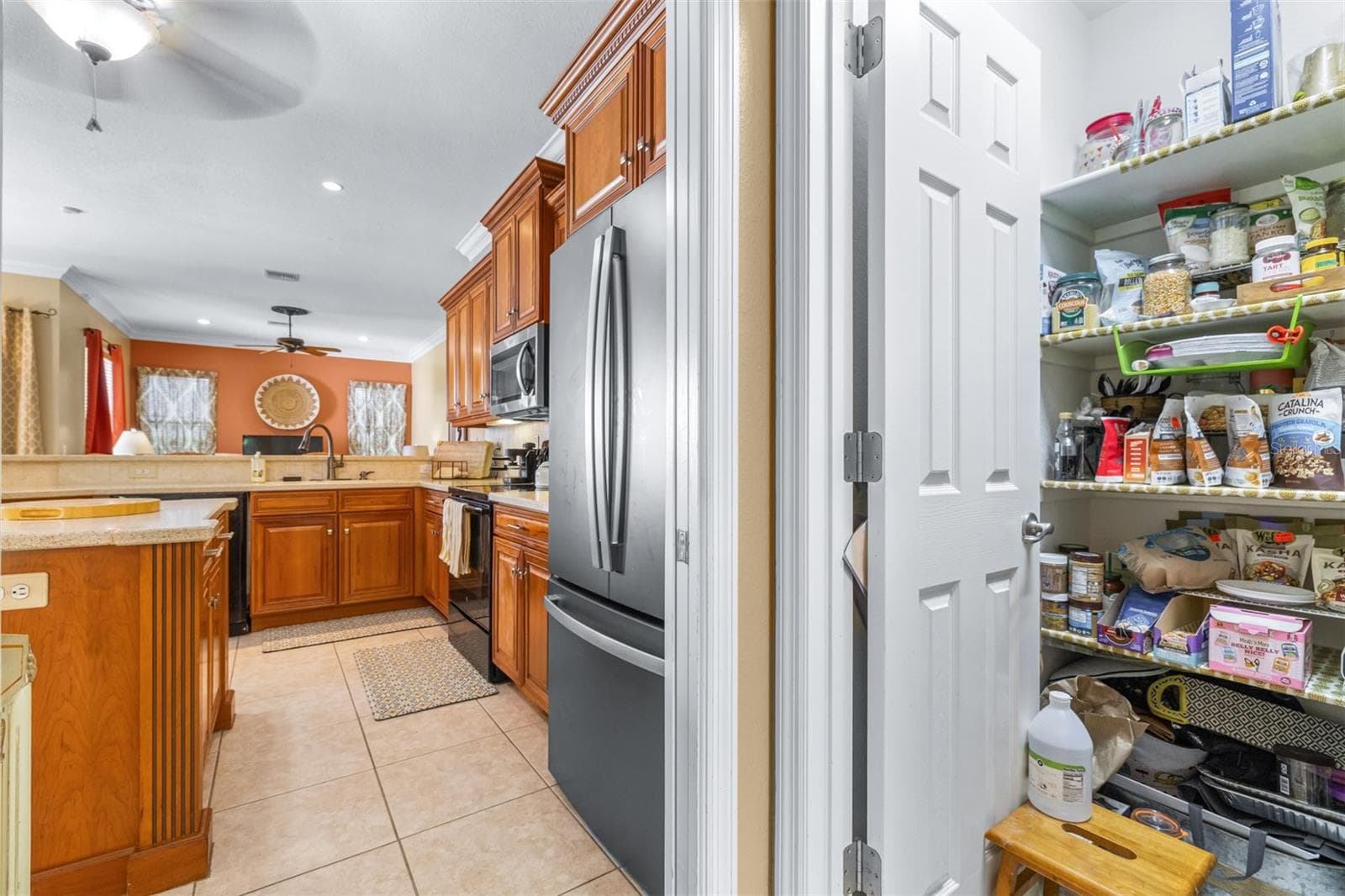 Single Family Residence at 2713 ISLAND DR, SEBRING, photo 19 of 62