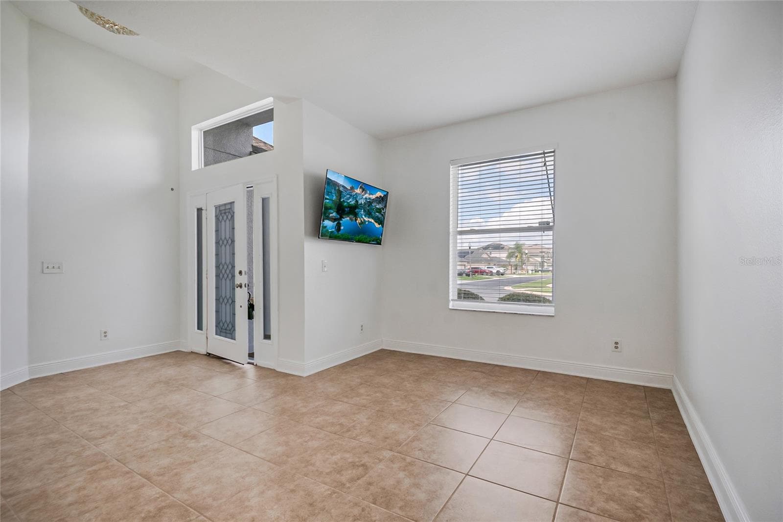Single Family Residence at 9973 CYPRESS KNEE CIR, ORLANDO, photo 5 of 41