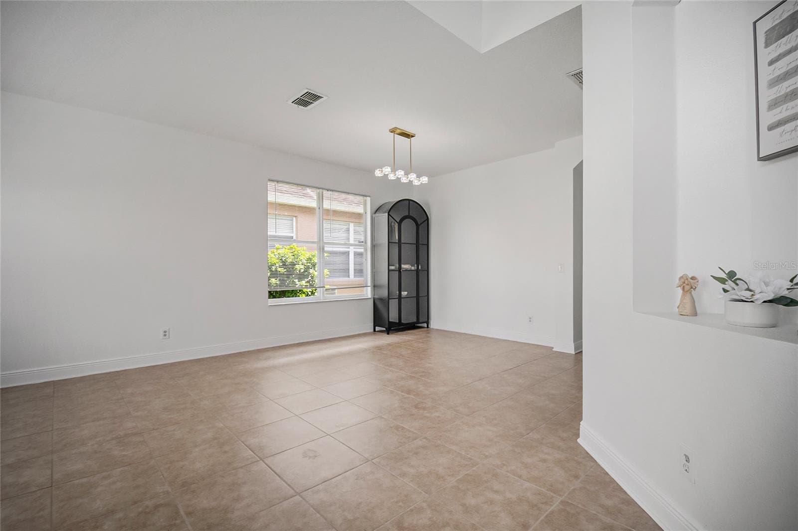 Single Family Residence at 9973 CYPRESS KNEE CIR, ORLANDO, photo 8 of 41