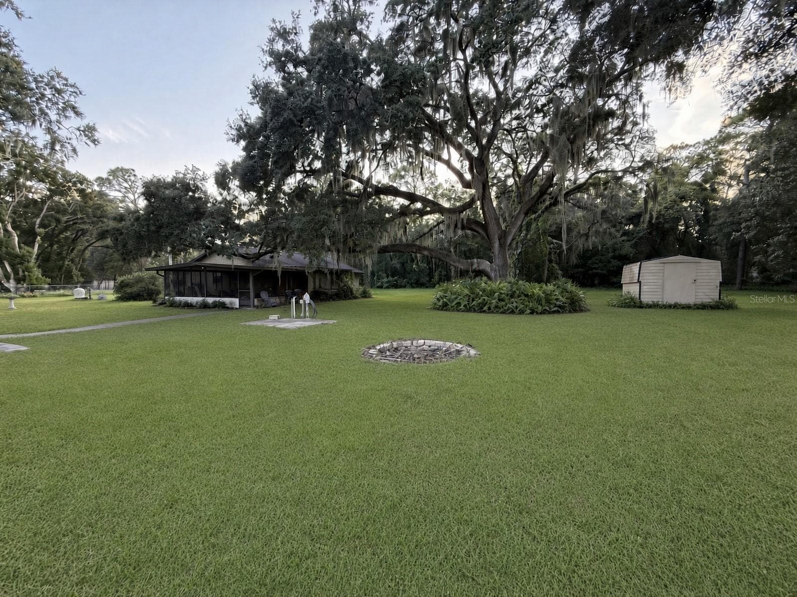 Single Family Residence at 21145 EVERGREEN CT, MOUNT DORA, photo 20 of 38