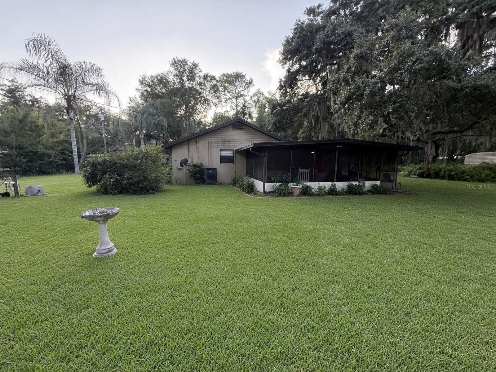 Single Family Residence at 21145 EVERGREEN CT, MOUNT DORA, photo 24 of 38
