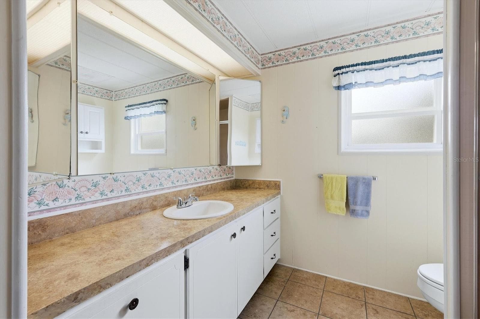 Second Bathroom - 1003 45TH AVENUE DR E, ELLENTON
