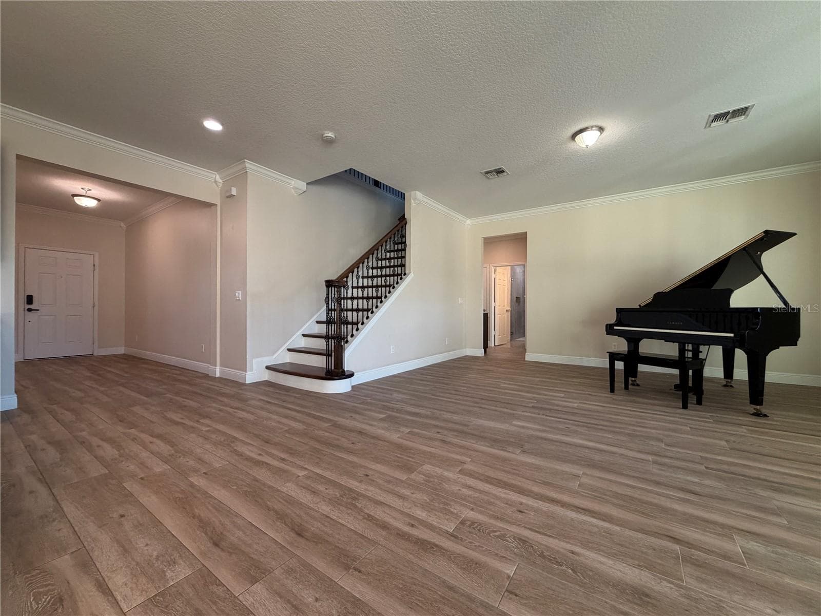 Single Family Residence at 3611 MT VERNON WAY, KISSIMMEE, photo 8 of 65