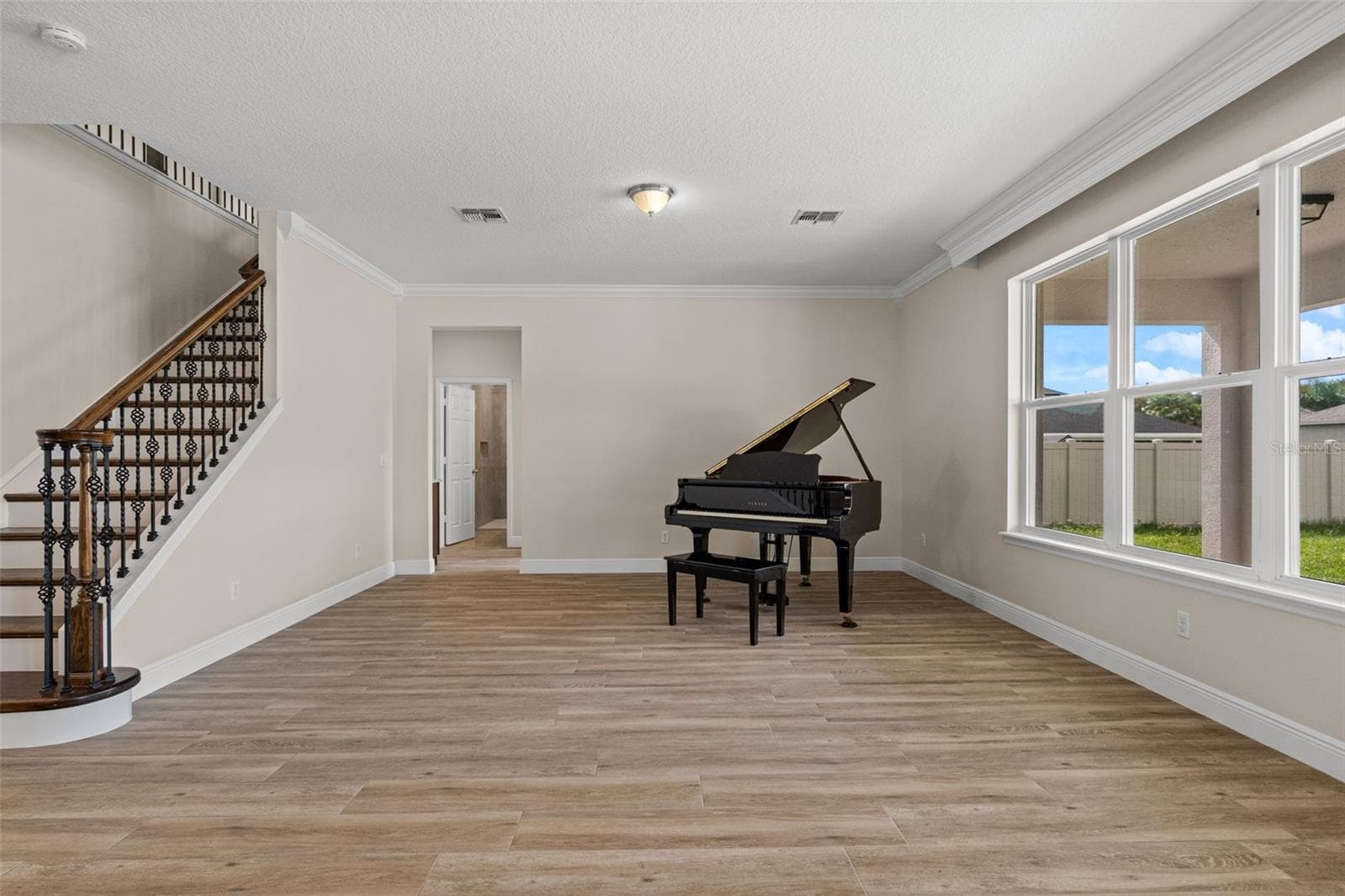 Single Family Residence at 3611 MT VERNON WAY, KISSIMMEE, photo 9 of 65