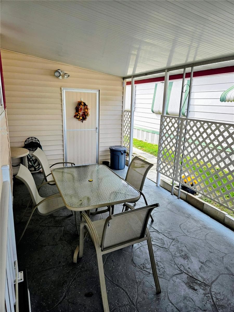 Manufactured Home at 6245 QUALITY LN, ZEPHYRHILLS, photo 2 of 52
