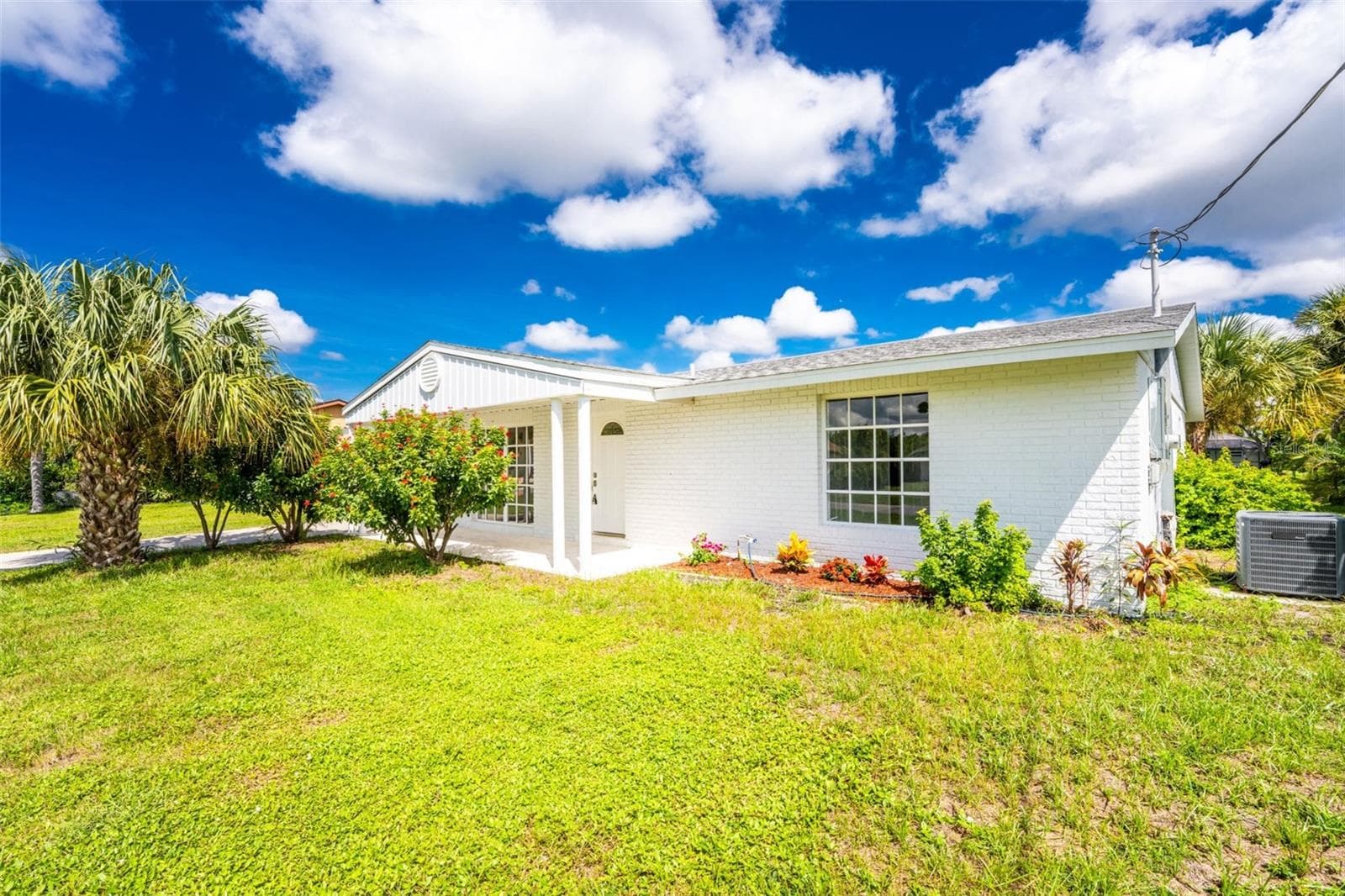 Single Family Residence at 18321 WOLBRETTE CIR, PORT CHARLOTTE, photo 8 of 84