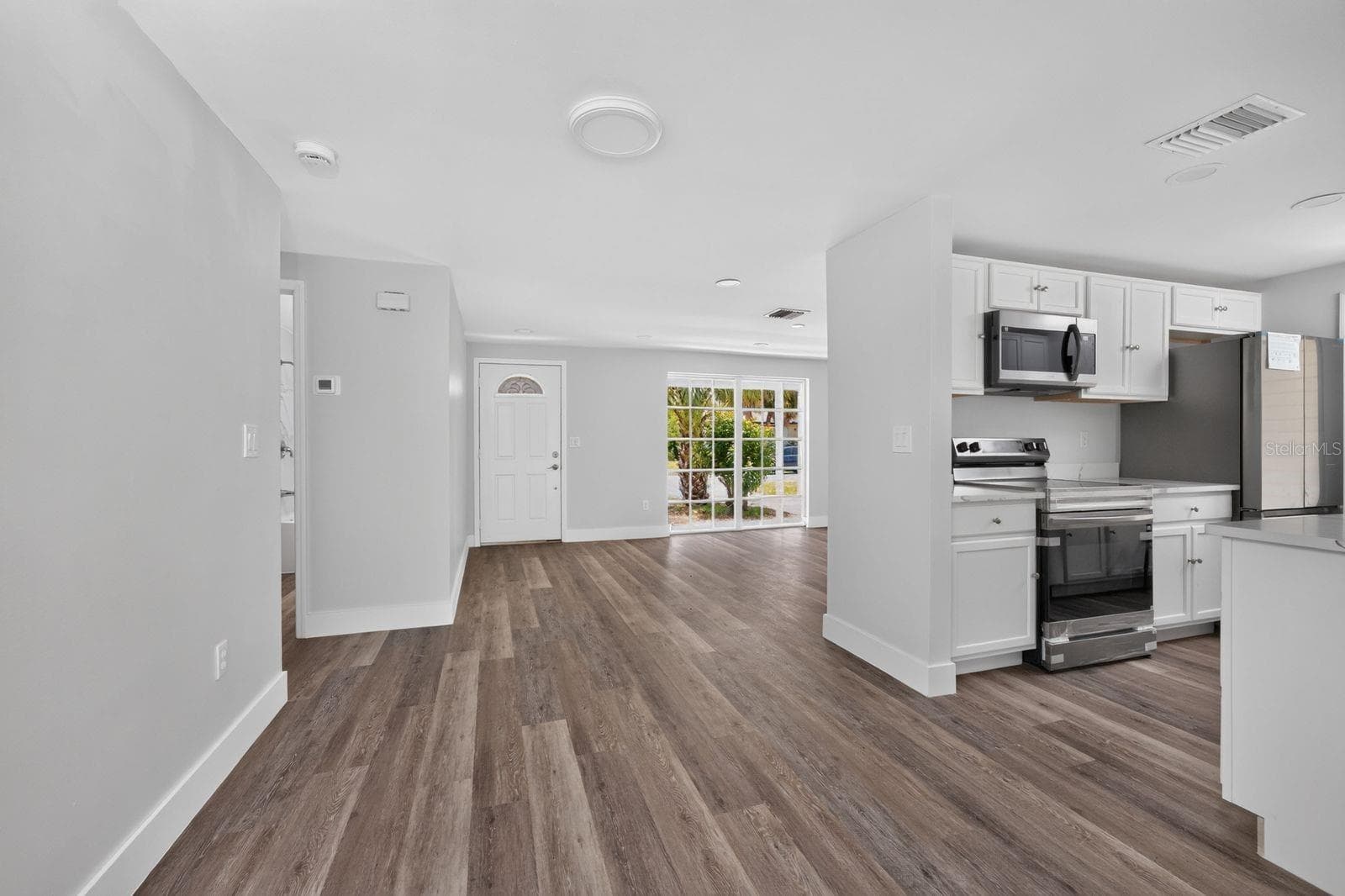 Single Family Residence at 18321 WOLBRETTE CIR, PORT CHARLOTTE, photo 11 of 84