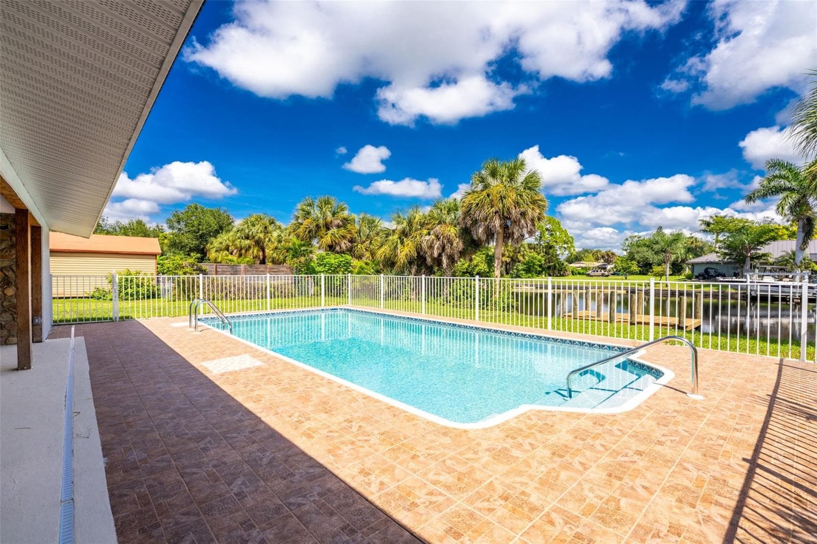 Single Family Residence at 18321 WOLBRETTE CIR, PORT CHARLOTTE, photo 37 of 84