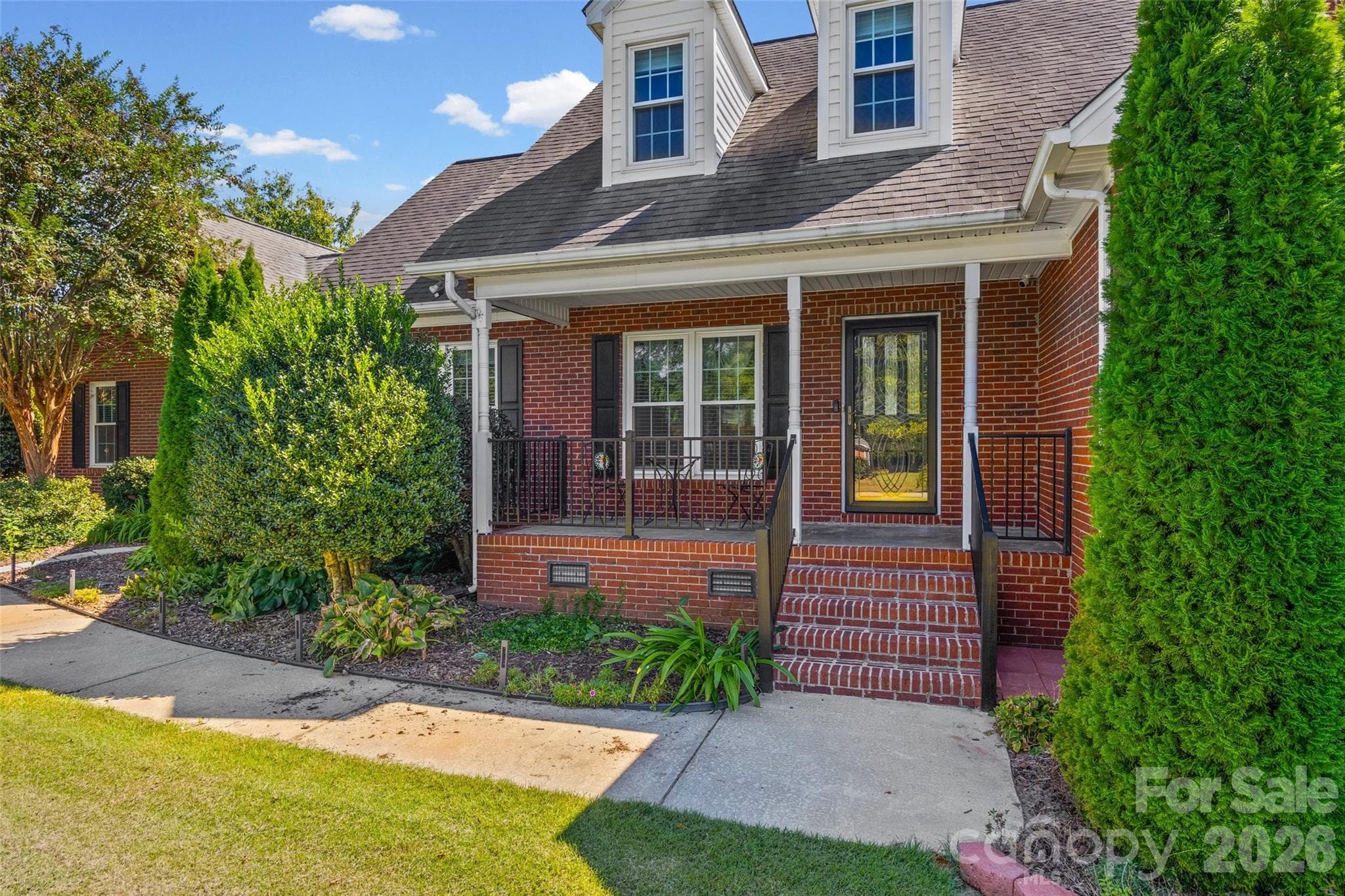 Front Porch - 705 Carrollton Place, Rock Hill