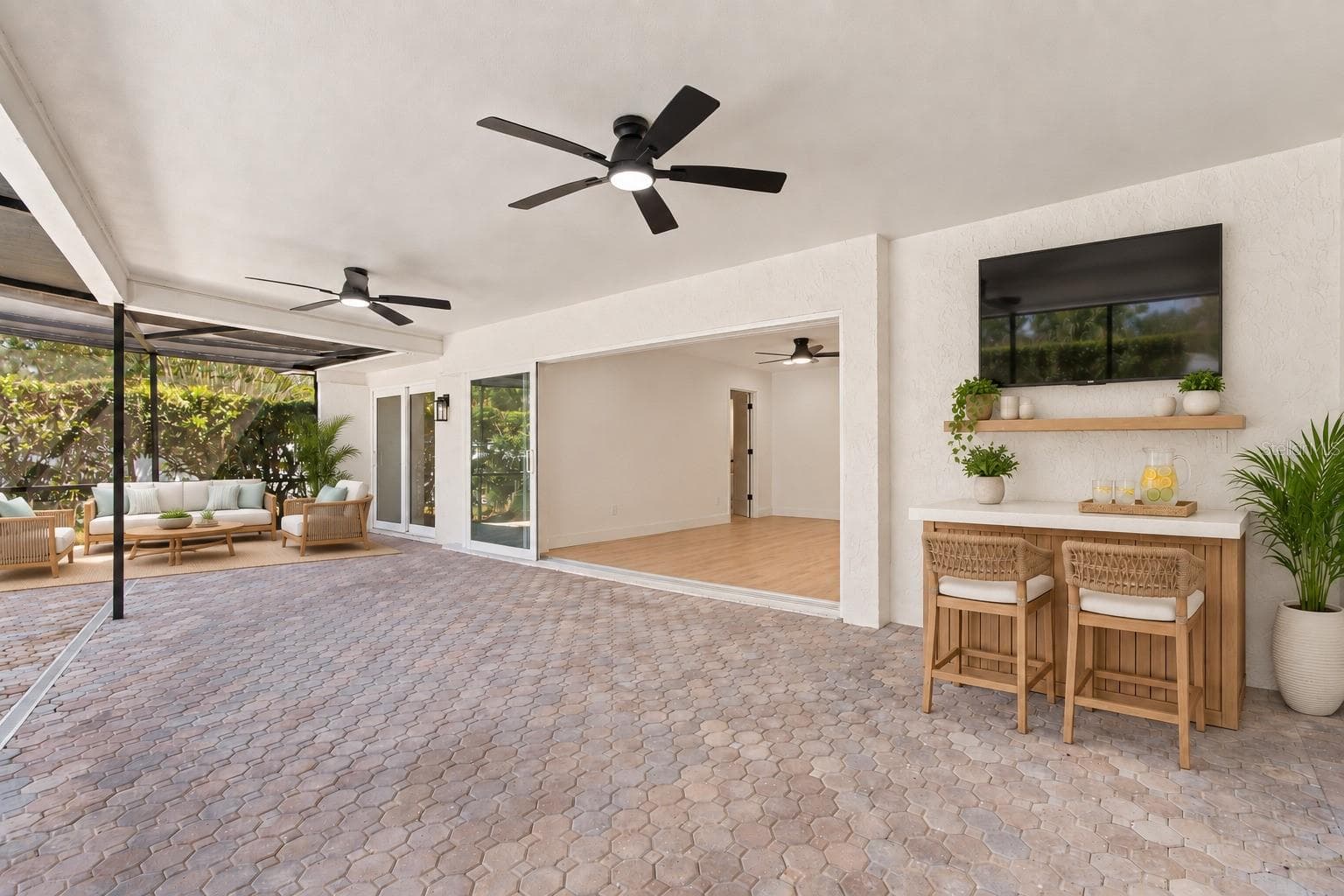 Single Family Residence at 2654 AUGUSTA DR N, CLEARWATER, photo 80 of 91