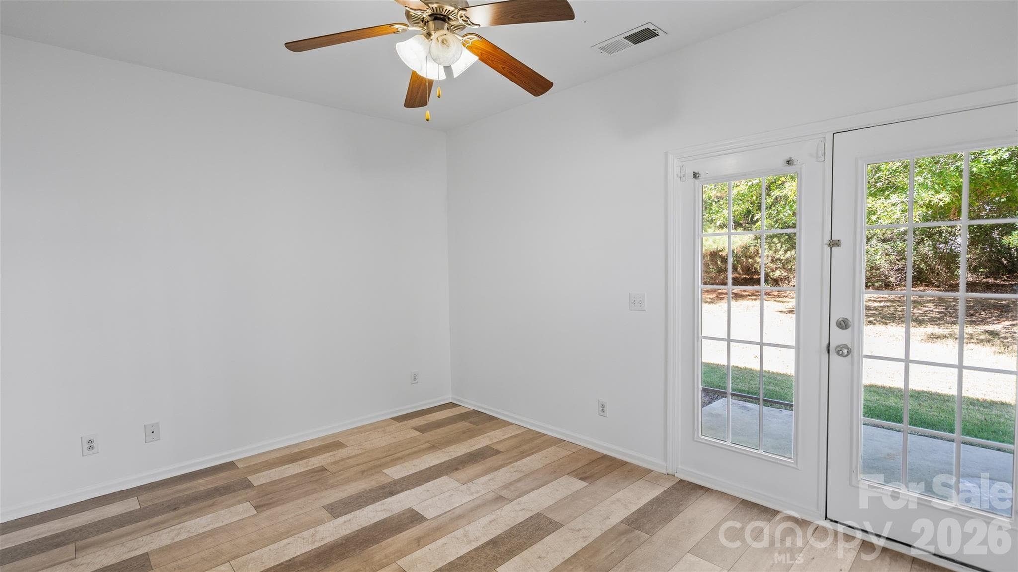 Townhouse at 2859 Summergrove Court, Matthews, photo 13 of 40