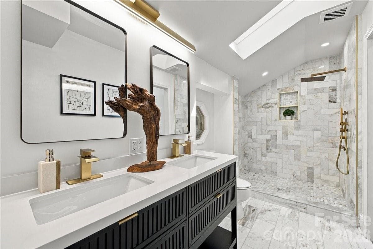 Primary bath - 3301 Archdale Drive, Charlotte