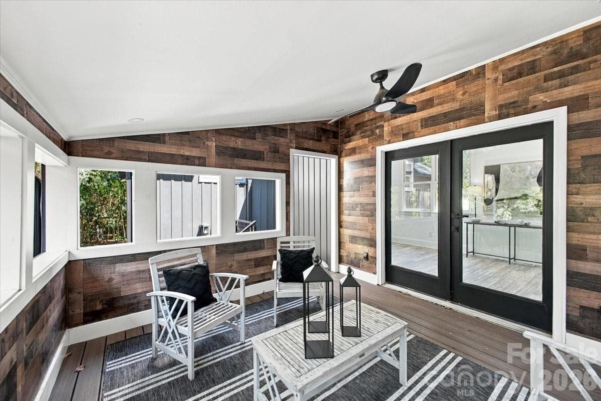 Covered outdoor porch - 3301 Archdale Drive, Charlotte