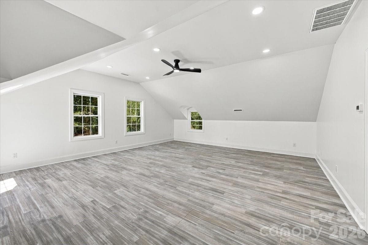 Single Family Residence at 3301 Archdale Drive, Charlotte, photo 26 of 37
