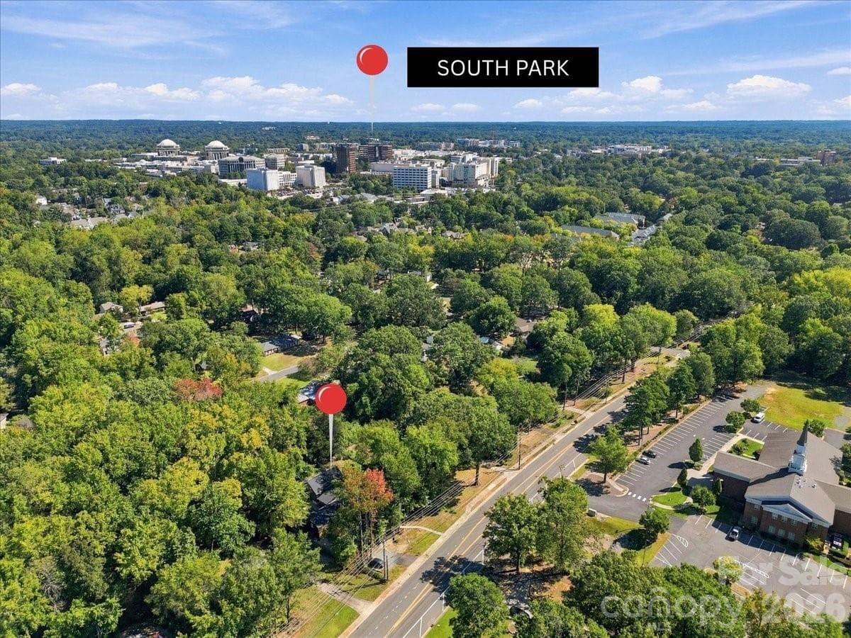Minutes to SouthPark amenities - 3301 Archdale Drive, Charlotte