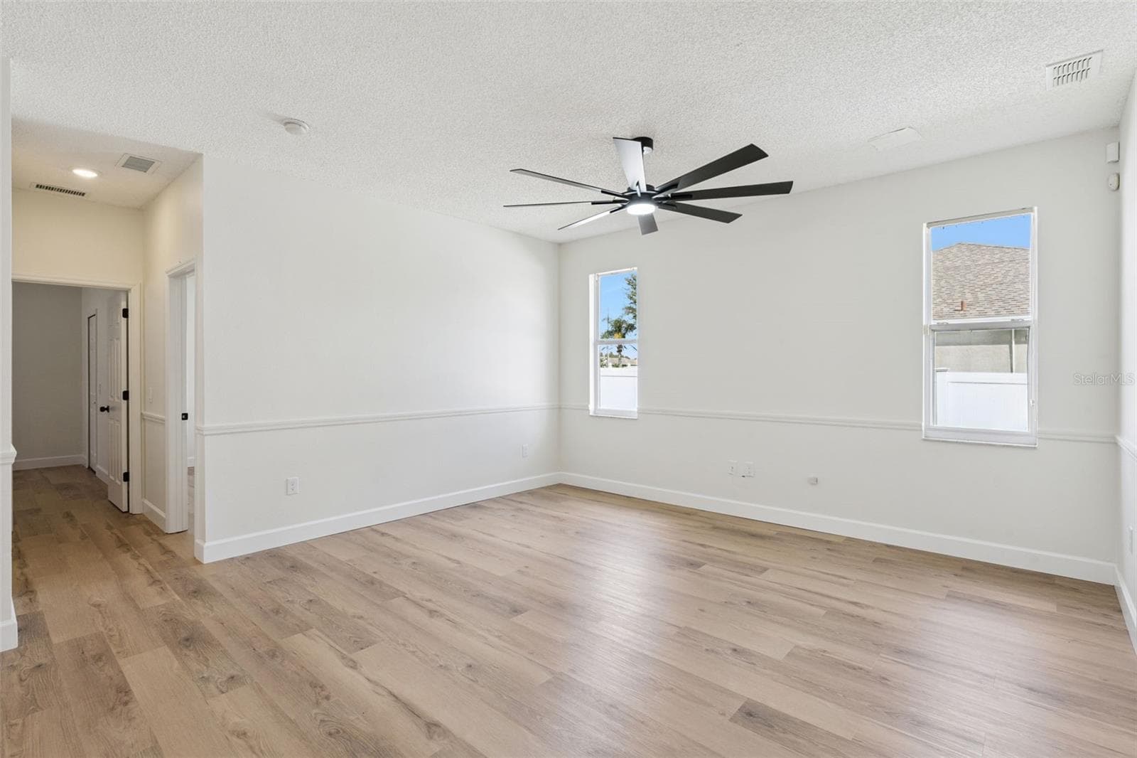 Single Family Residence at 406 BRIDGEWATER CT, KISSIMMEE, photo 22 of 36