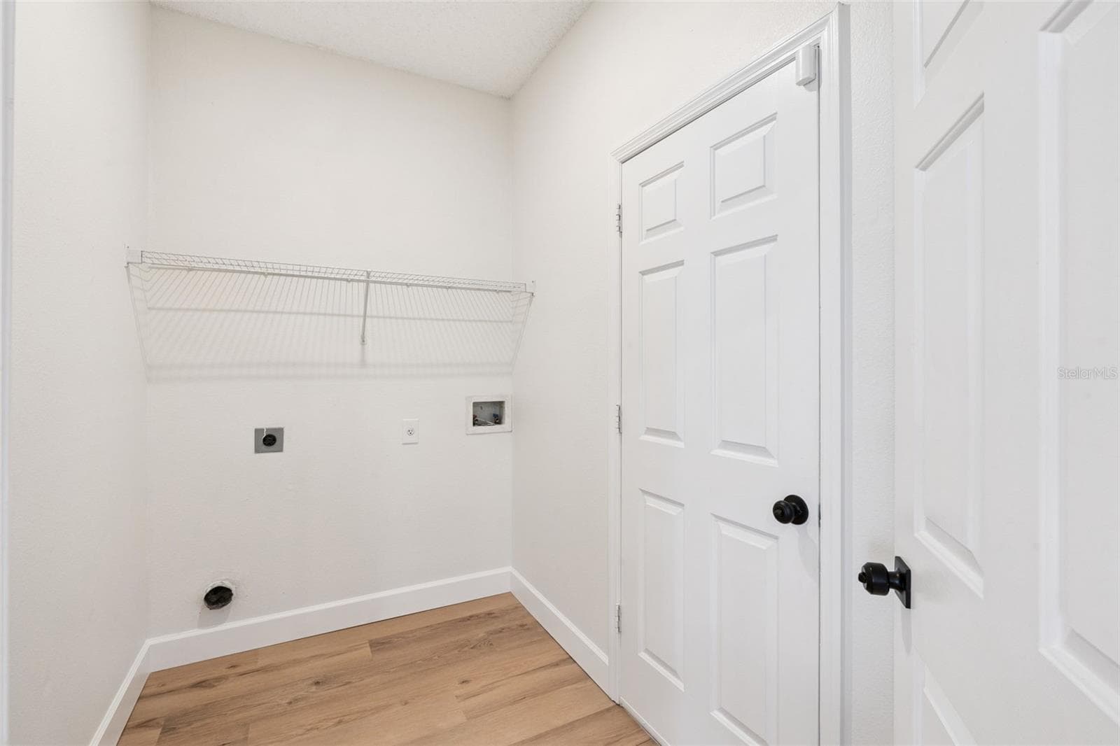 Single Family Residence at 406 BRIDGEWATER CT, KISSIMMEE, photo 27 of 36