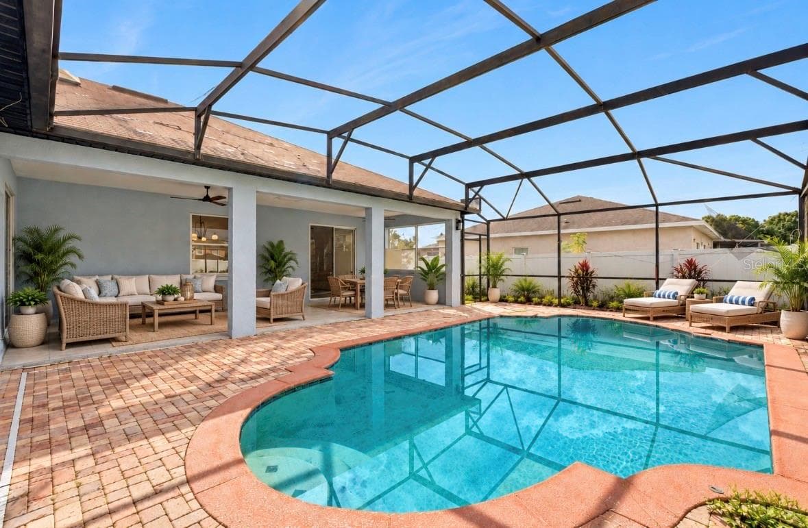 Single Family Residence at 406 BRIDGEWATER CT, KISSIMMEE, photo 31 of 36
