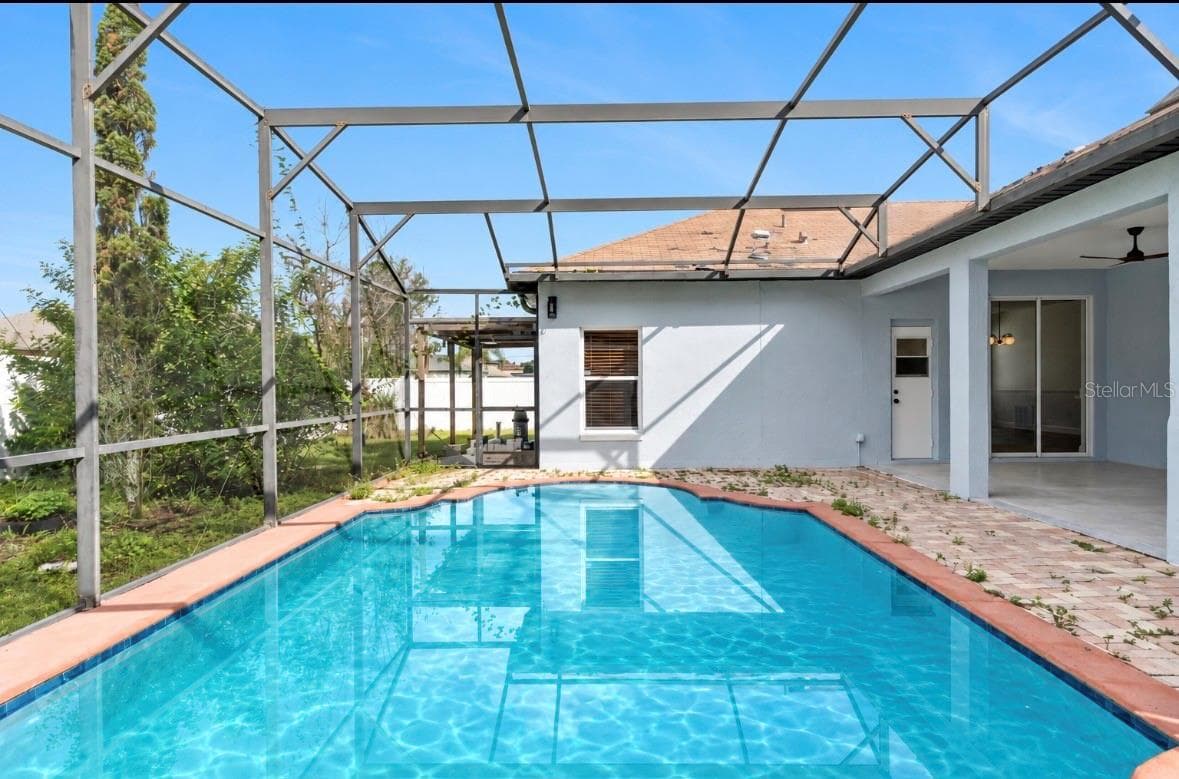 Single Family Residence at 406 BRIDGEWATER CT, KISSIMMEE, photo 32 of 36