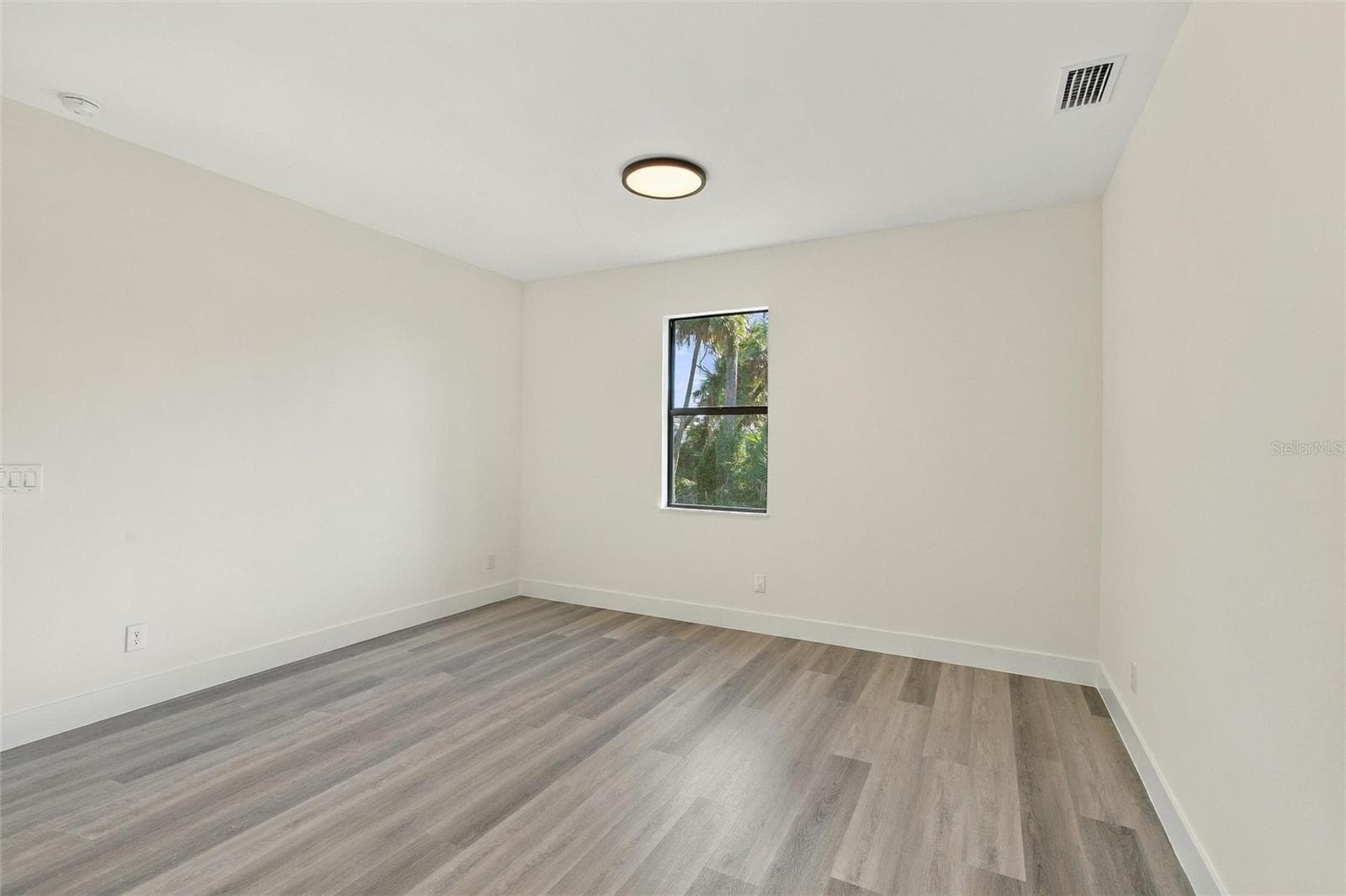 Single Family Residence at 2144 NABBLE LN, NORTH PORT, photo 11 of 39