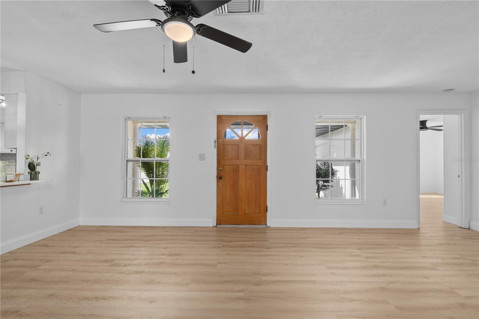 Single Family Residence at 920 ORANGE AVE, TAVARES, photo 6 of 49