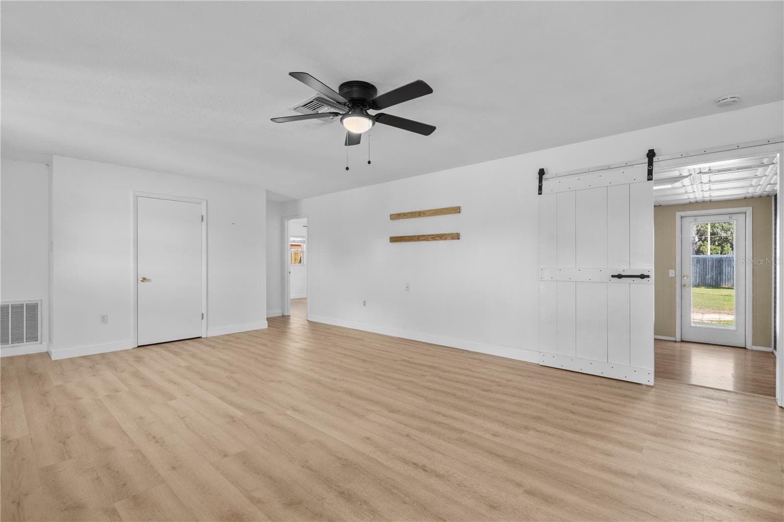 Single Family Residence at 920 ORANGE AVE, TAVARES, photo 7 of 49