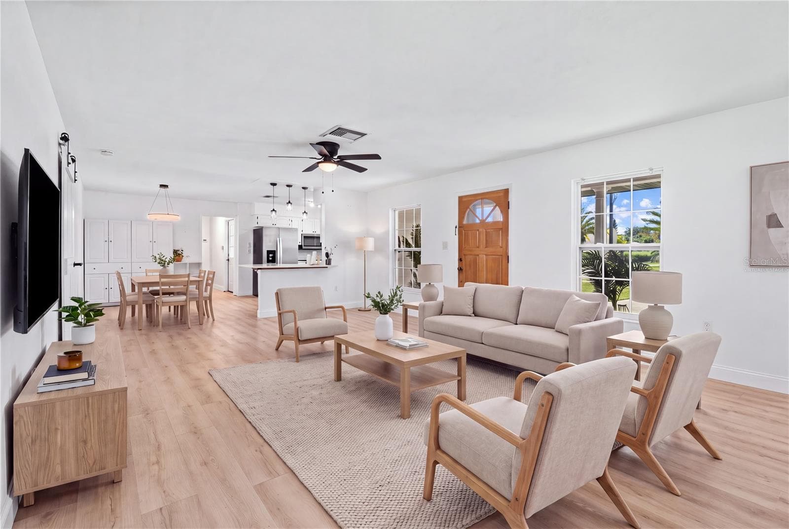 Virtually Staged - 920 ORANGE AVE, TAVARES