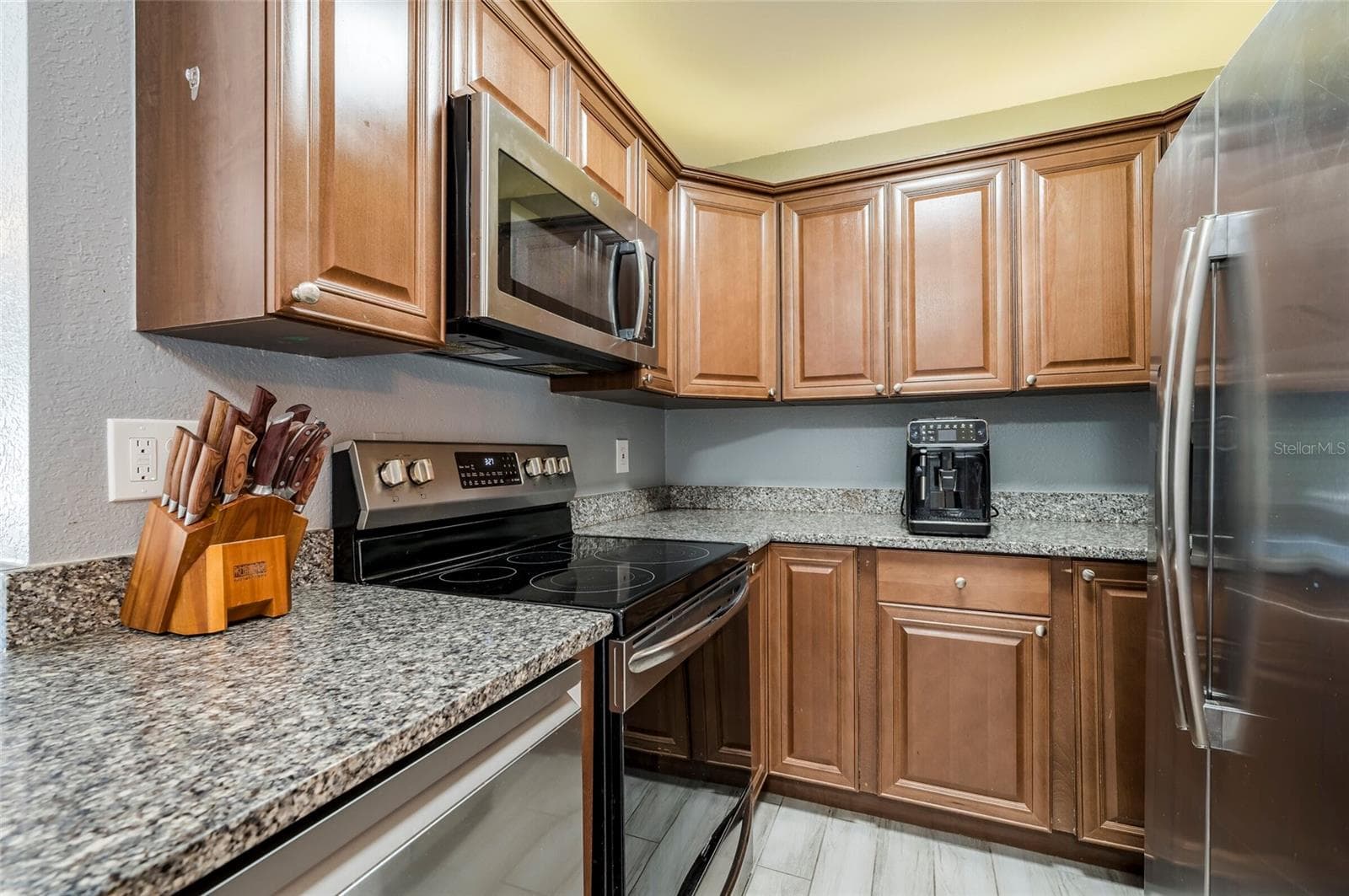 Single Family Residence at 504 OMAHA ST, PALM HARBOR, photo 12 of 41