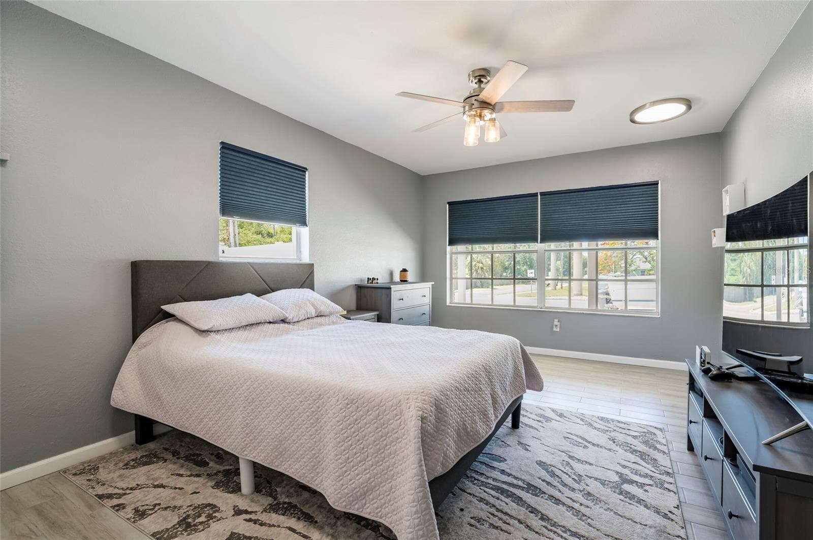 Single Family Residence at 504 OMAHA ST, PALM HARBOR, photo 18 of 41