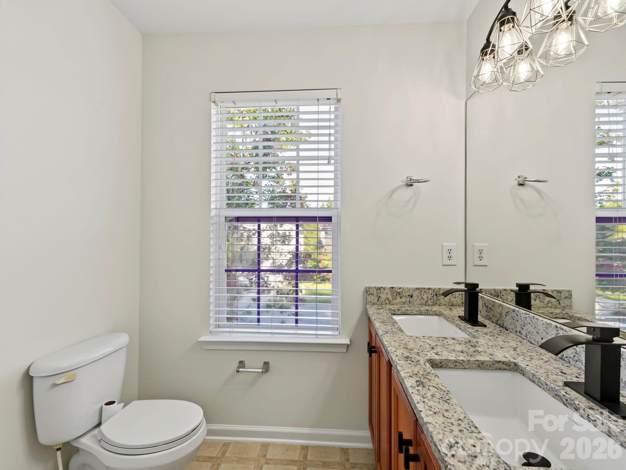 Single Family Residence at 5724 Henderson Oaks Drive, Charlotte, photo 21 of 37