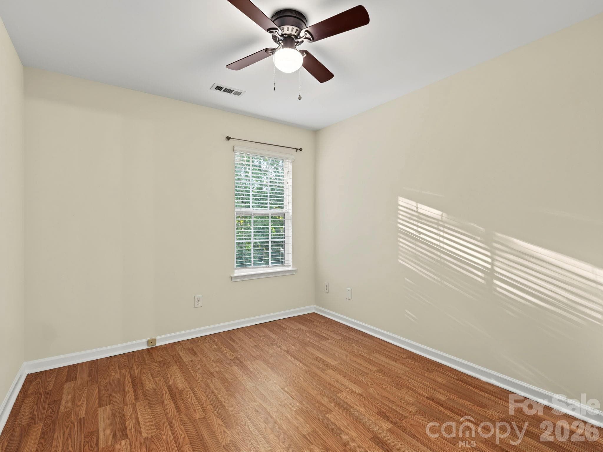 Single Family Residence at 5724 Henderson Oaks Drive, Charlotte, photo 26 of 37