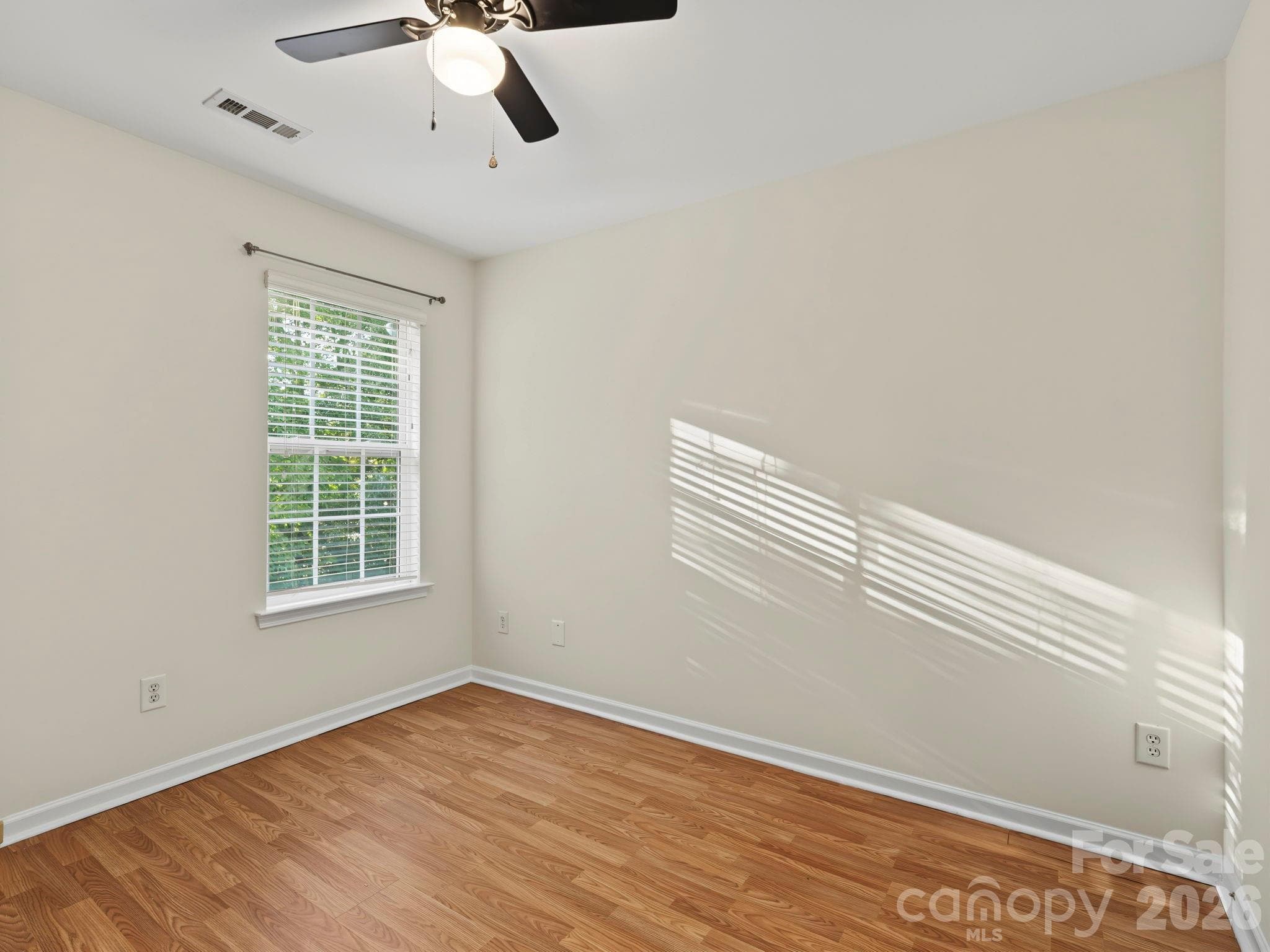Single Family Residence at 5724 Henderson Oaks Drive, Charlotte, photo 27 of 37