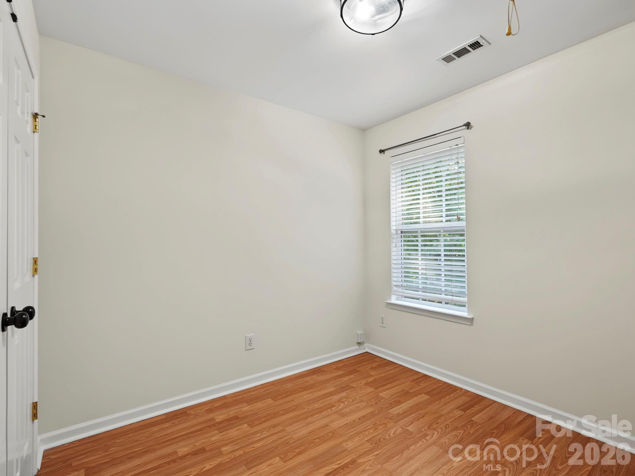 Single Family Residence at 5724 Henderson Oaks Drive, Charlotte, photo 28 of 37