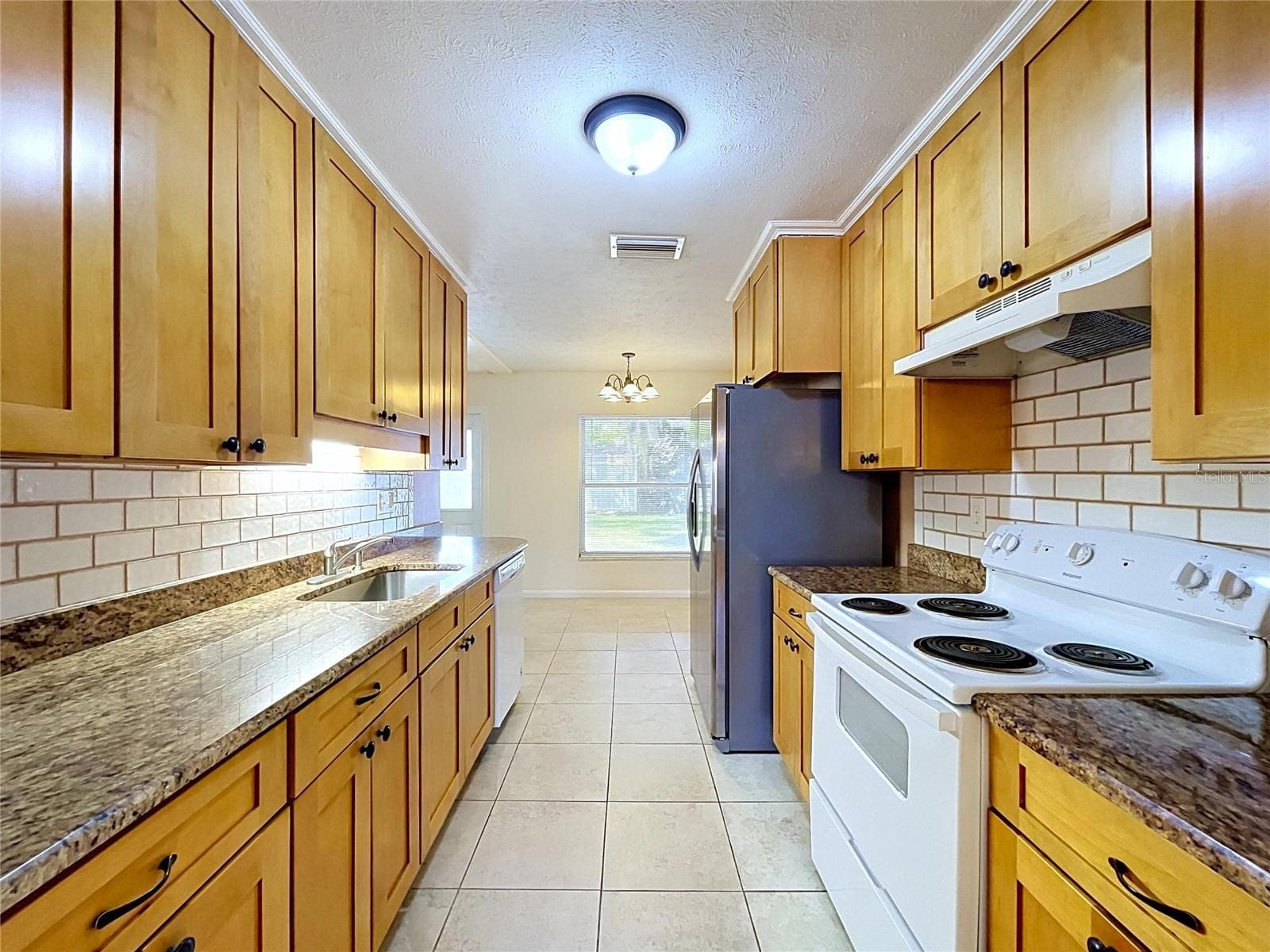 Kitchen - 903 TANGELO PLACE PL, BRANDON